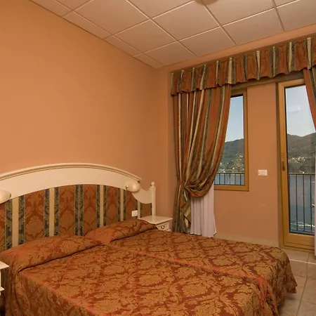 Hotel Bazzoni 3*